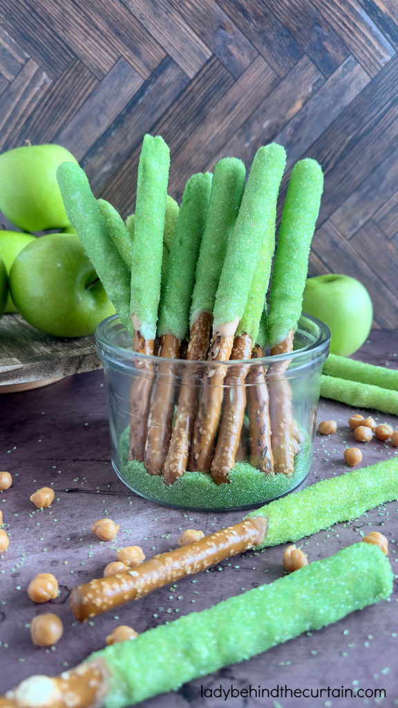 Caramel Apple Pretzels