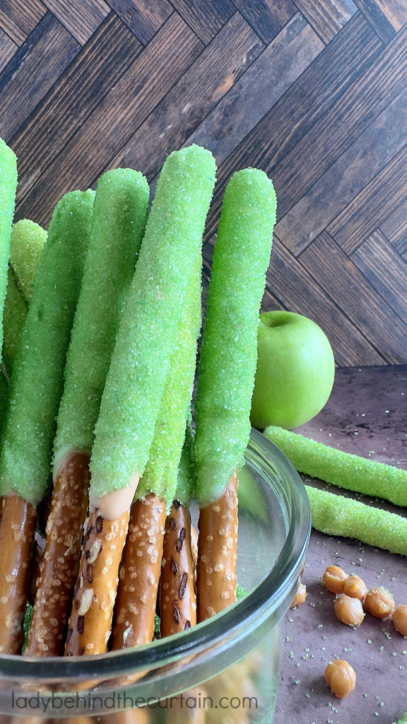 Caramel Apple Pretzels