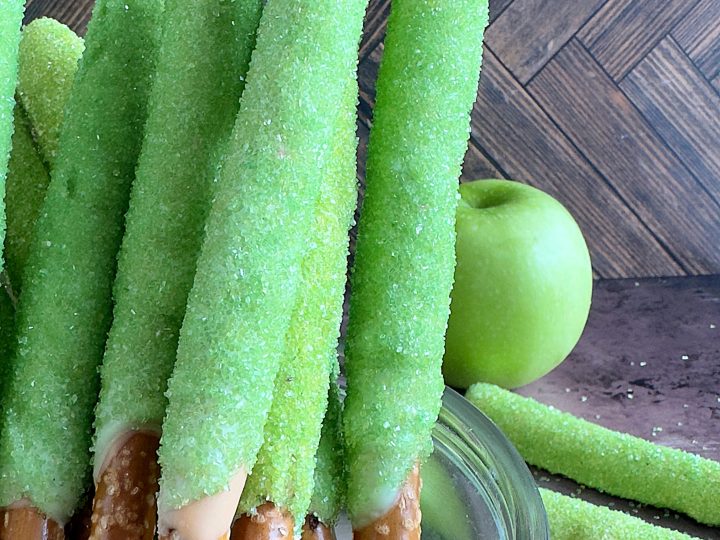 Caramel Apple Pretzels