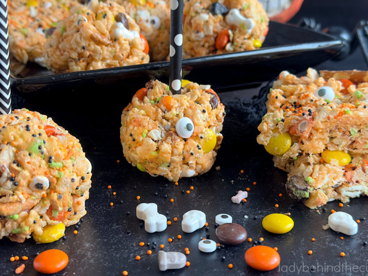 Halloween Rice Krispy Treat Pops