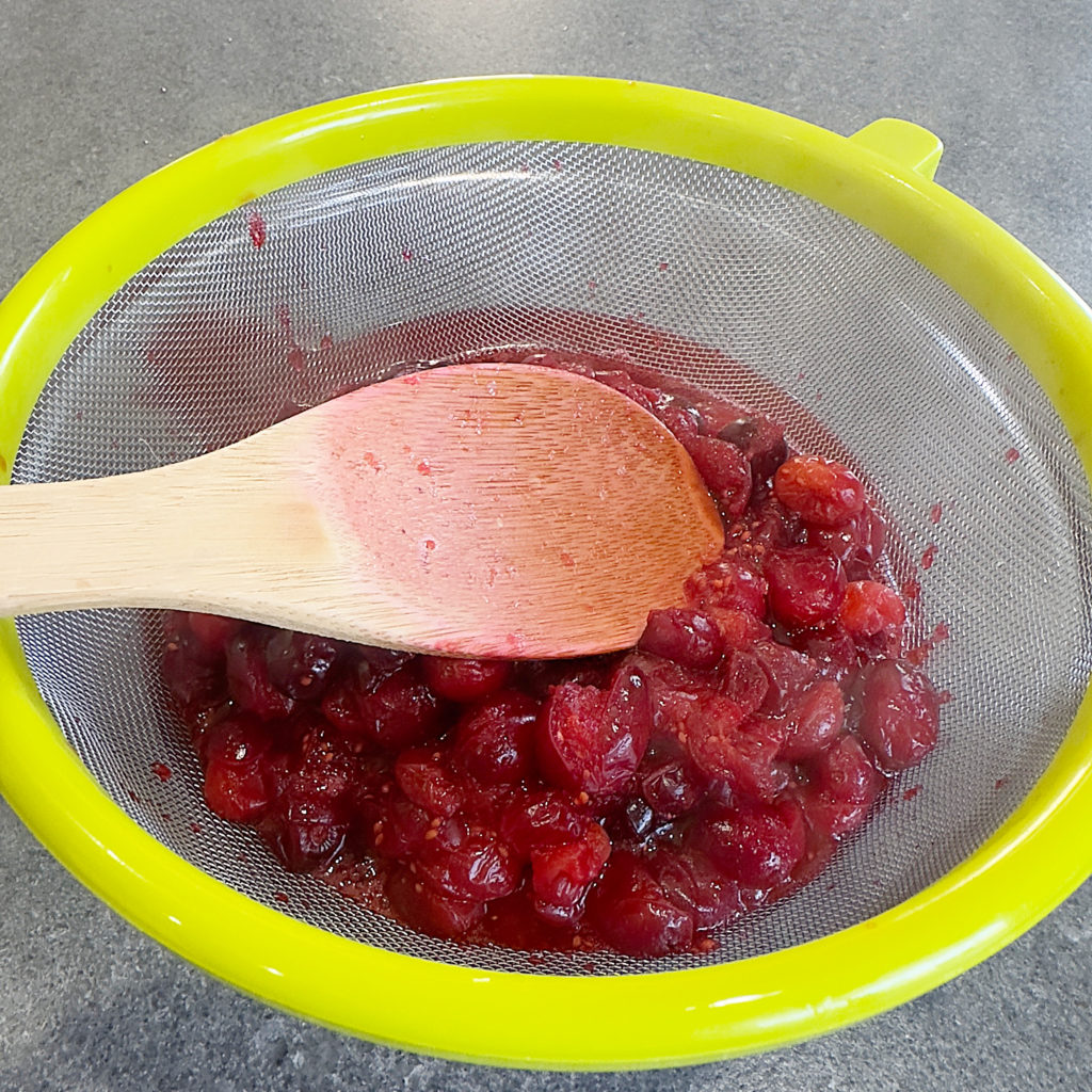 How to Make Cranberry Curd