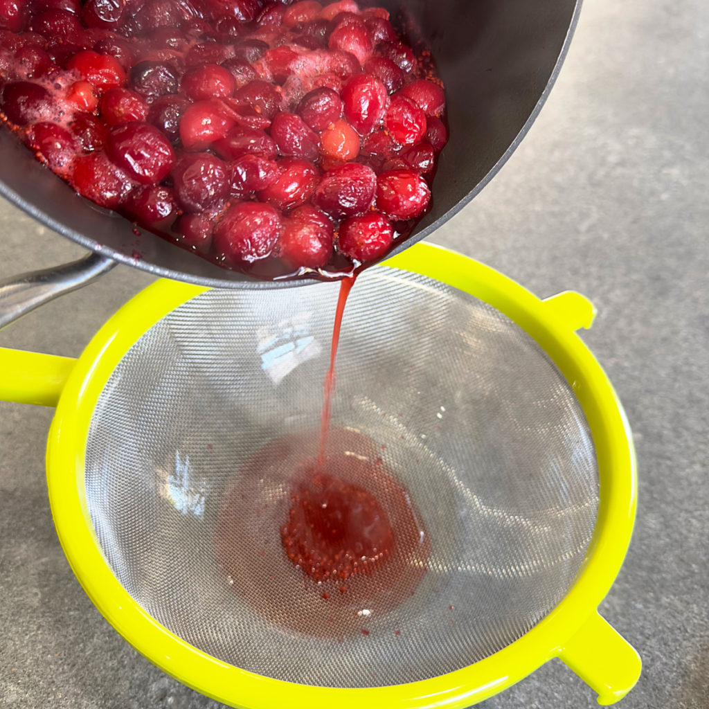 How to Make Cranberry Curd