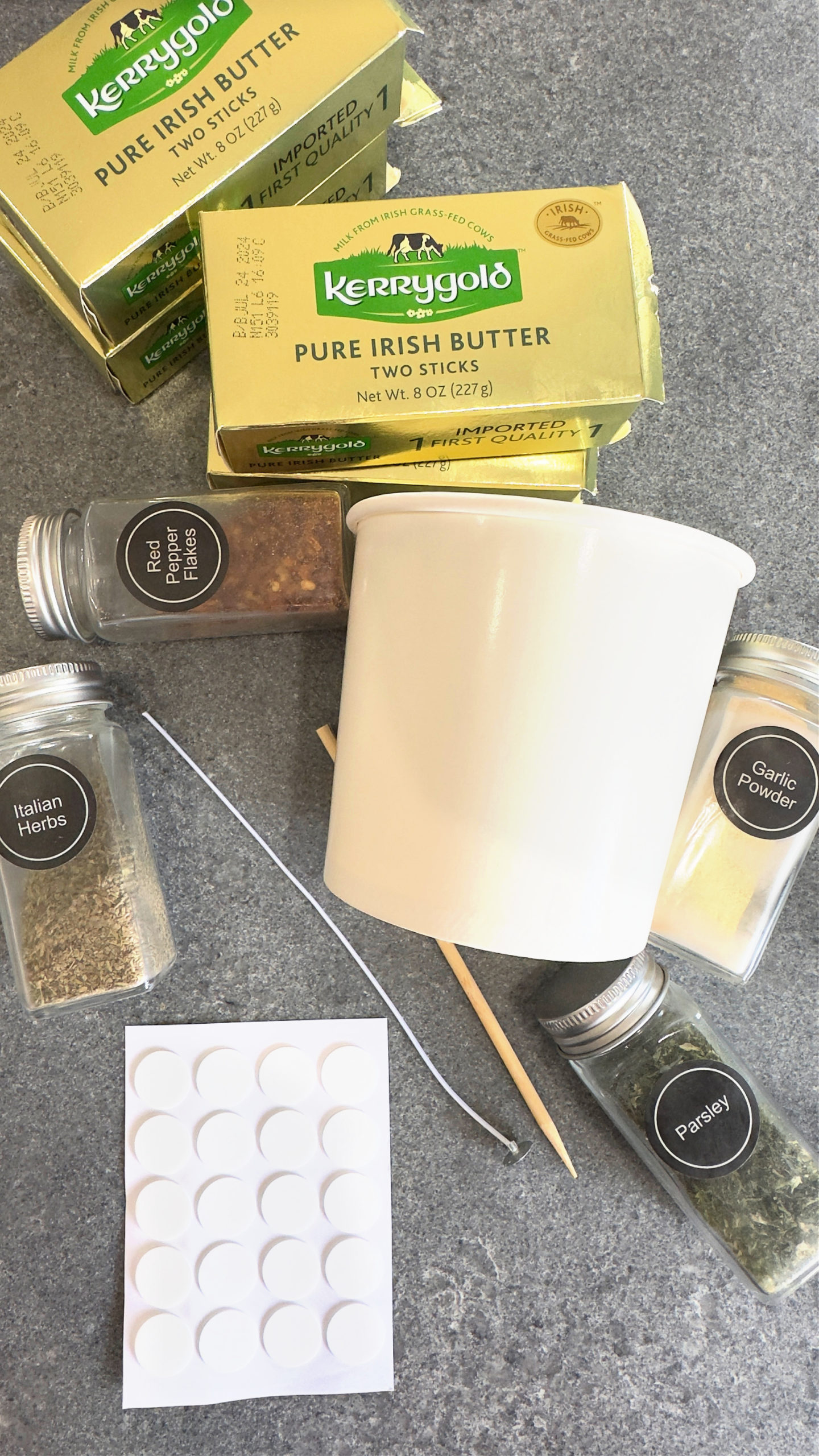 Spicy Herb Butter Candle