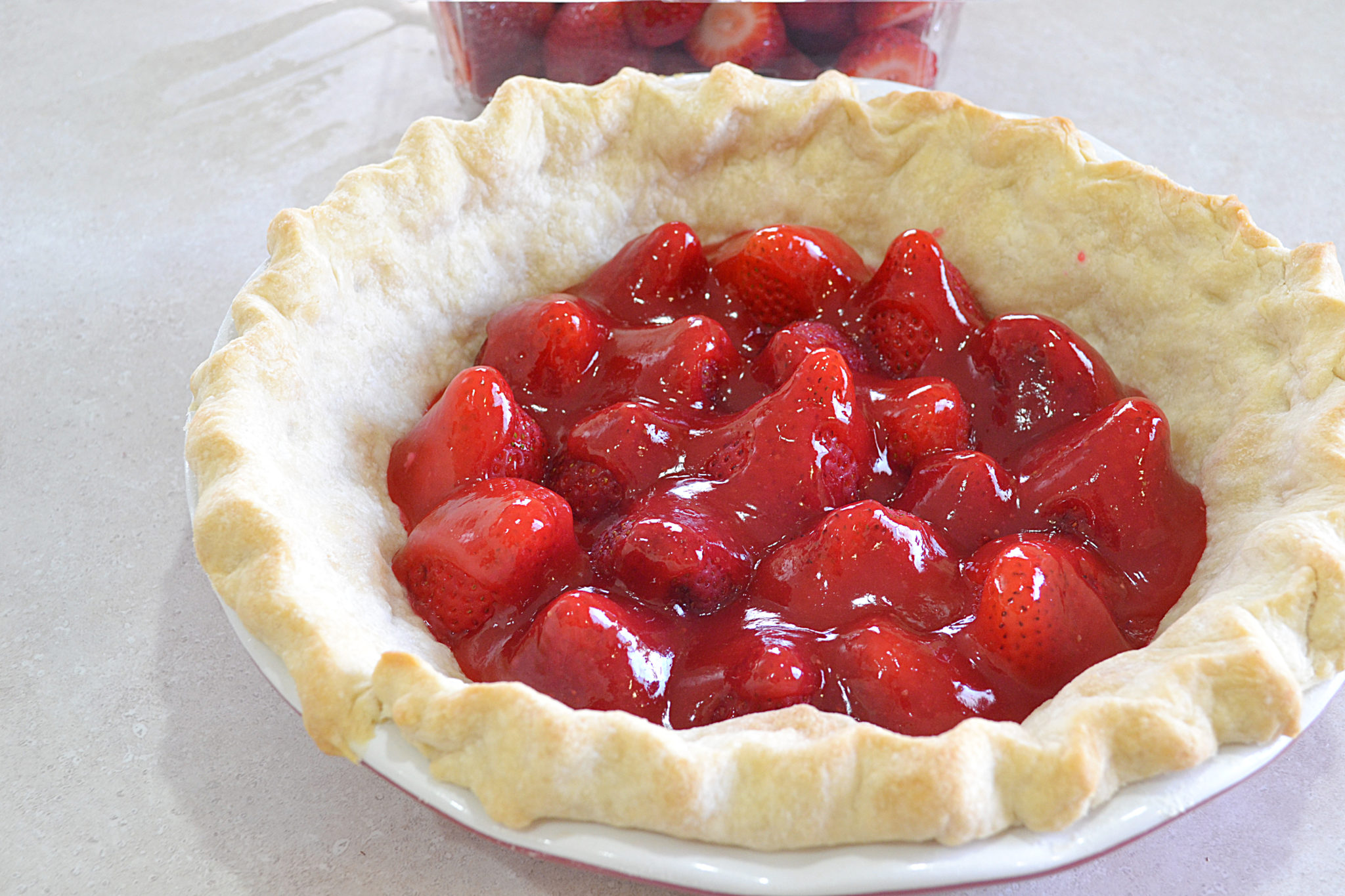 Homemade Fresh Strawberry Glaze Pie