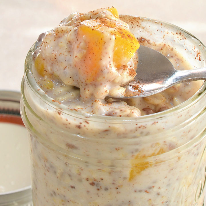 Overnight Peach Cobbler Oatmeal