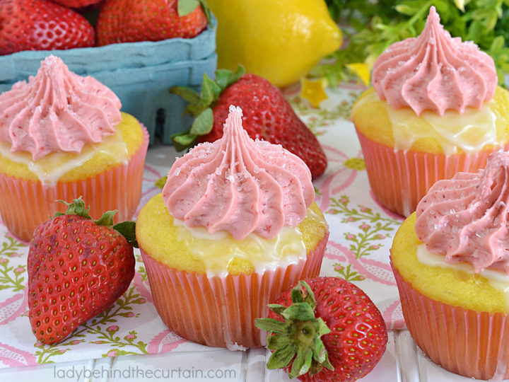 Strawberry Lemonade Cupcakes