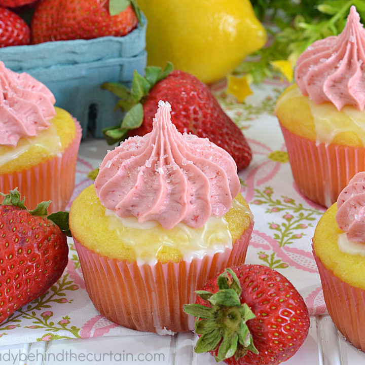 Strawberry Lemonade Cupcakes