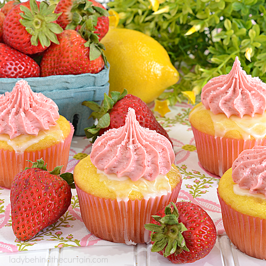 Strawberry Lemonade Cupcakes