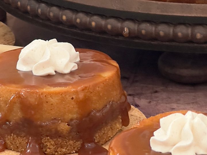 Mini Caramel Apple Pie Cheesecakes