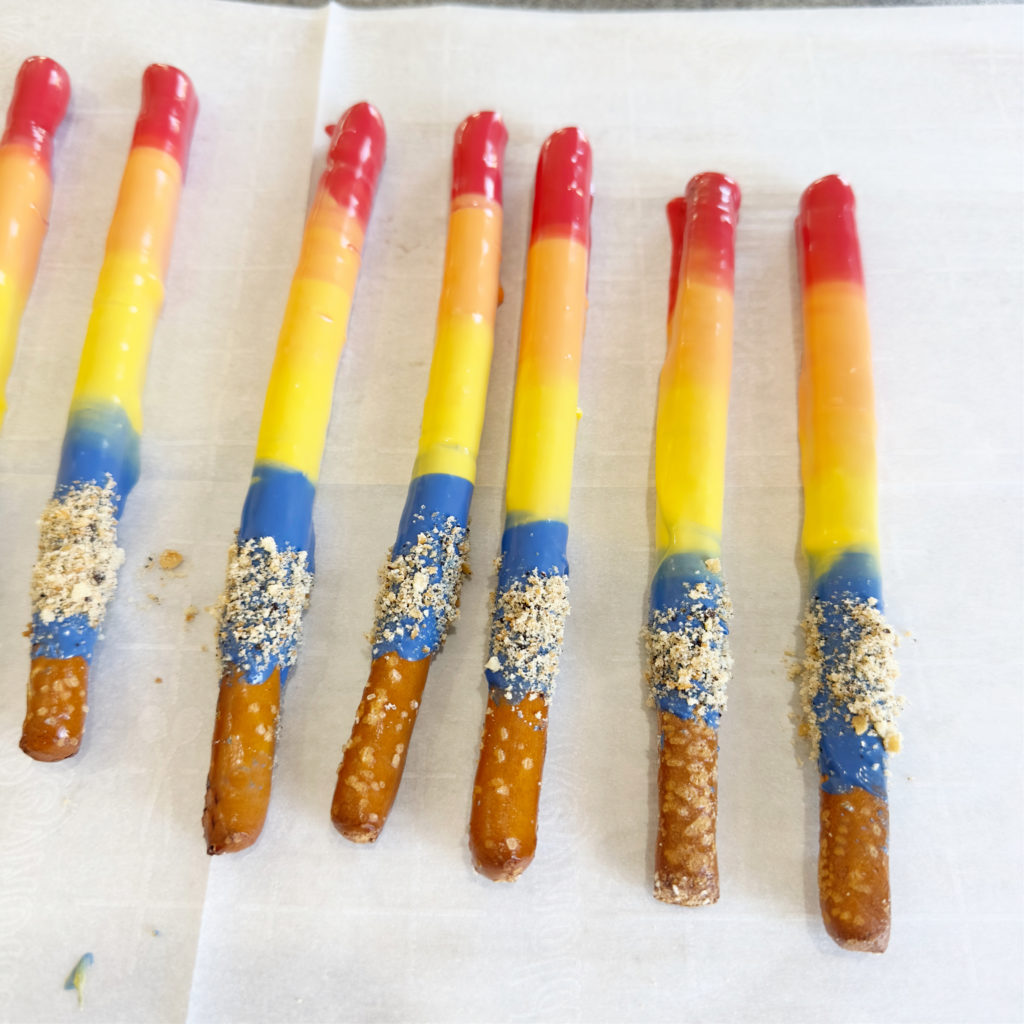 Hawaiian Sunset Decorated Pretzel Rods