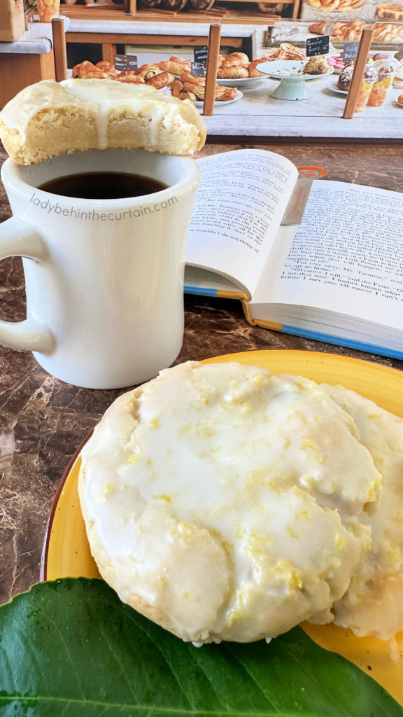 The Best Lemon Glazed Cookies Recipe