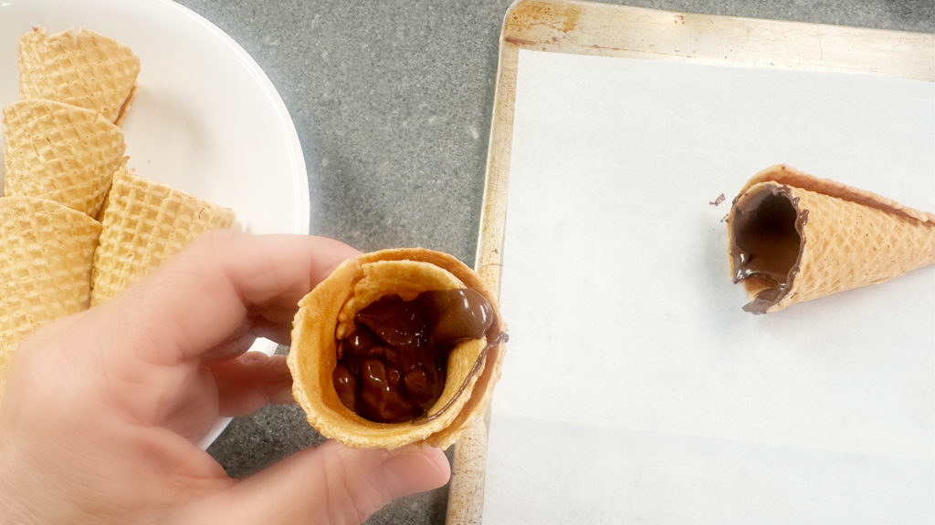 Mini Halloween Cheesecake Filled Sugar Cones