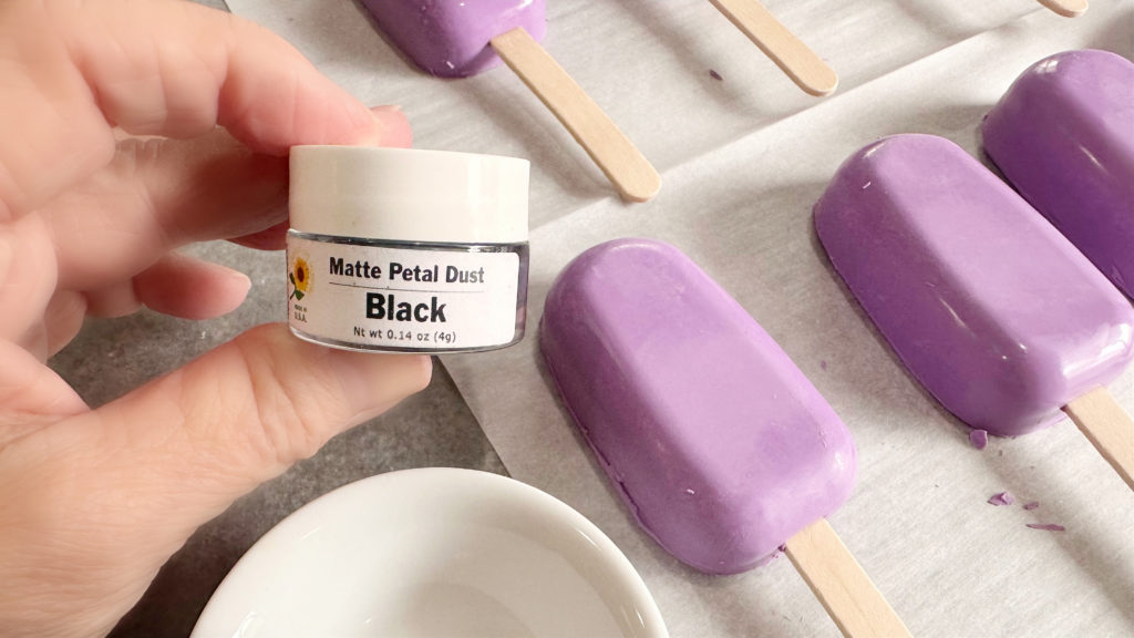 Spooky Night Halloween Cakesicles