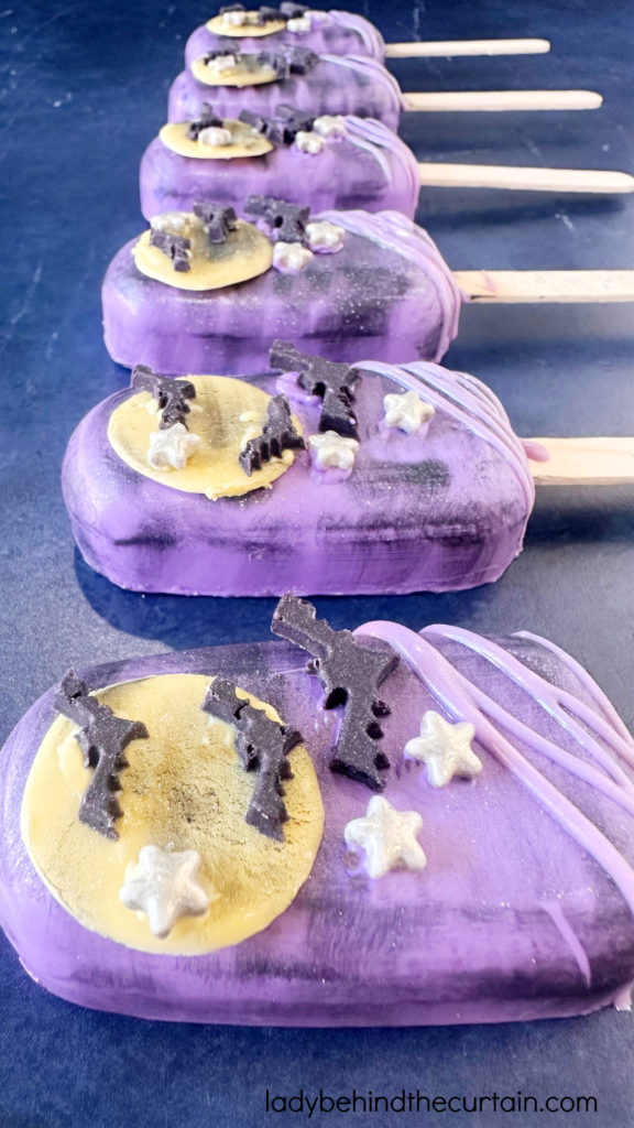 Spooky Night Halloween Cakesicles