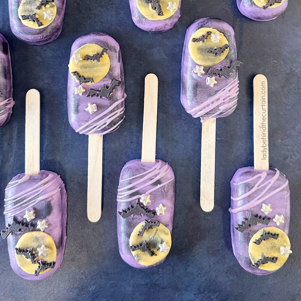 Spooky Night Halloween Cakesicles