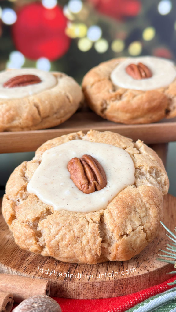 Butter Cookies with an Eggnog Fudge Center