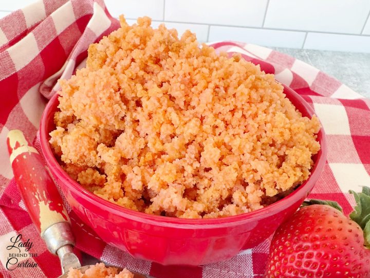 Crunchy Cake Crumb Topping