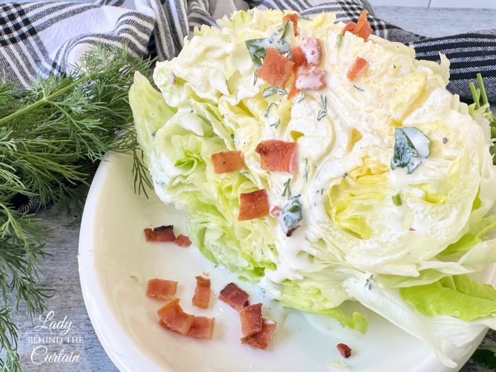 Creamy Buttermilk Ranch Salad Dressing