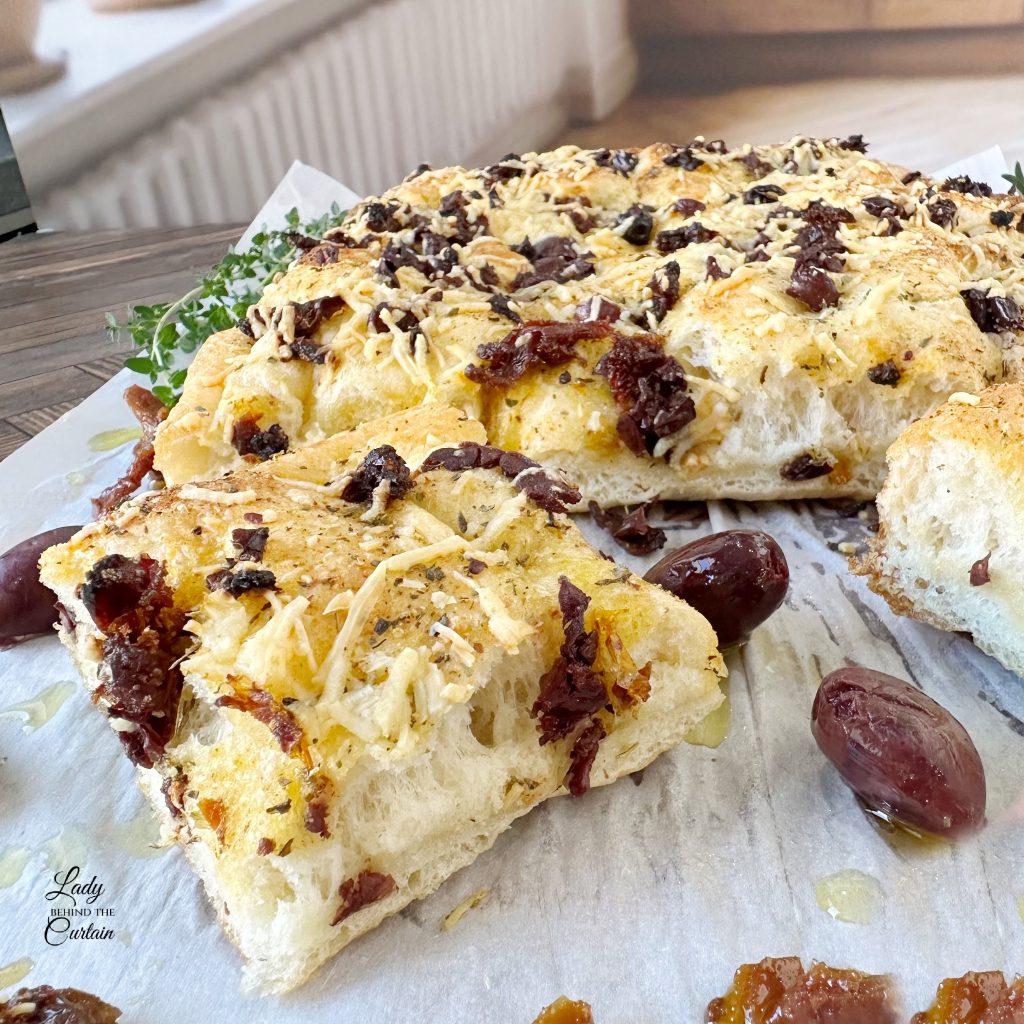 Easy Focaccia Bread Using Rhodes Frozen Dinner Rolls