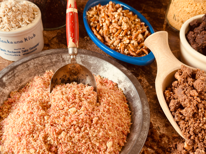 23 Streusel, Cookie Crumble, and Crunch Recipes