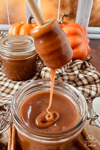 Pumpkin Pie Spice Caramel Sauce